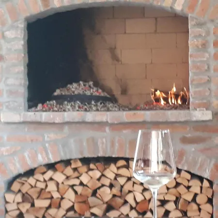 Red House Βίλα Vinišće