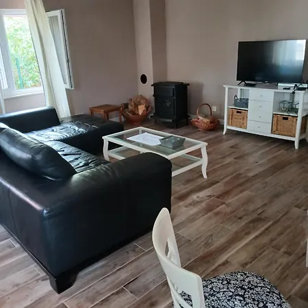 Βίλα Red House Vinišće